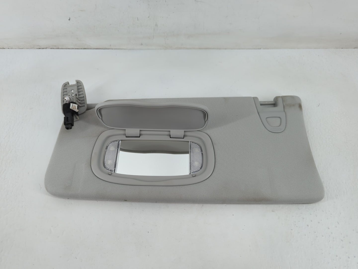 2021 Jeep Compass Sun Visor Shade Replacement Driver Left Mirror Fits OEM Used Auto Parts - Oemusedautoparts1.com