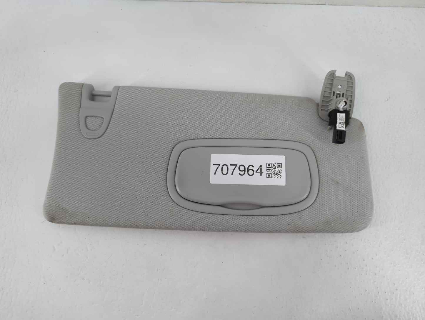 2021 Jeep Compass Sun Visor Shade Replacement Passenger Right Mirror Fits OEM Used Auto Parts - Oemusedautoparts1.com