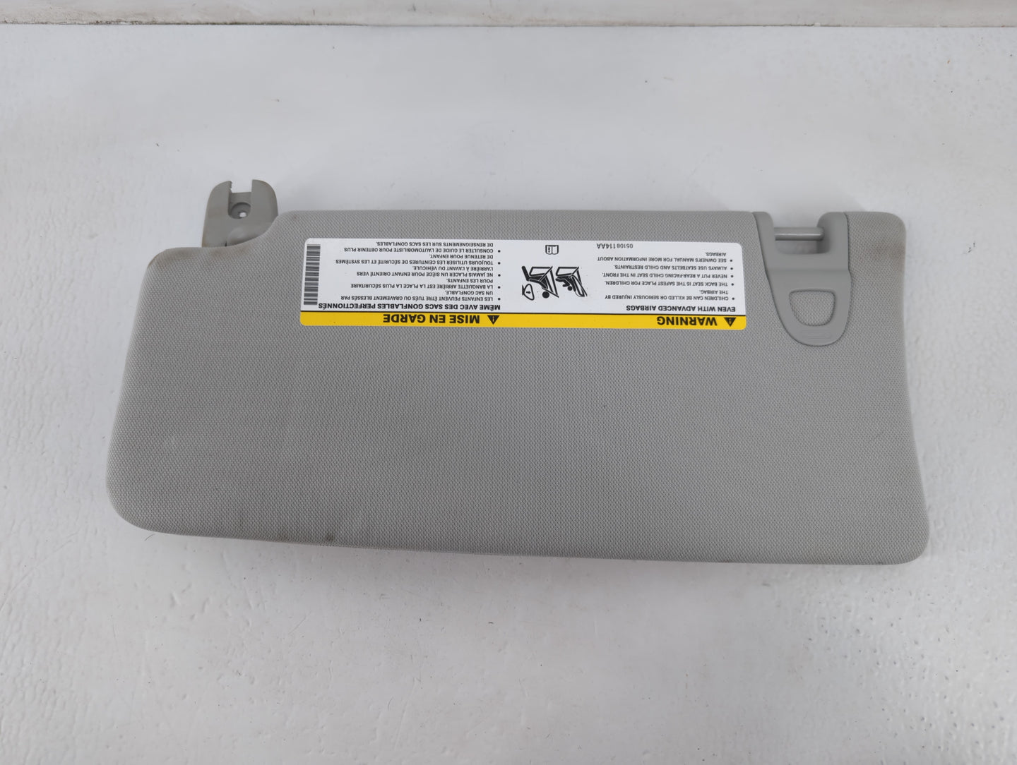 2021 Jeep Compass Sun Visor Shade Replacement Passenger Right Mirror Fits OEM Used Auto Parts - Oemusedautoparts1.com