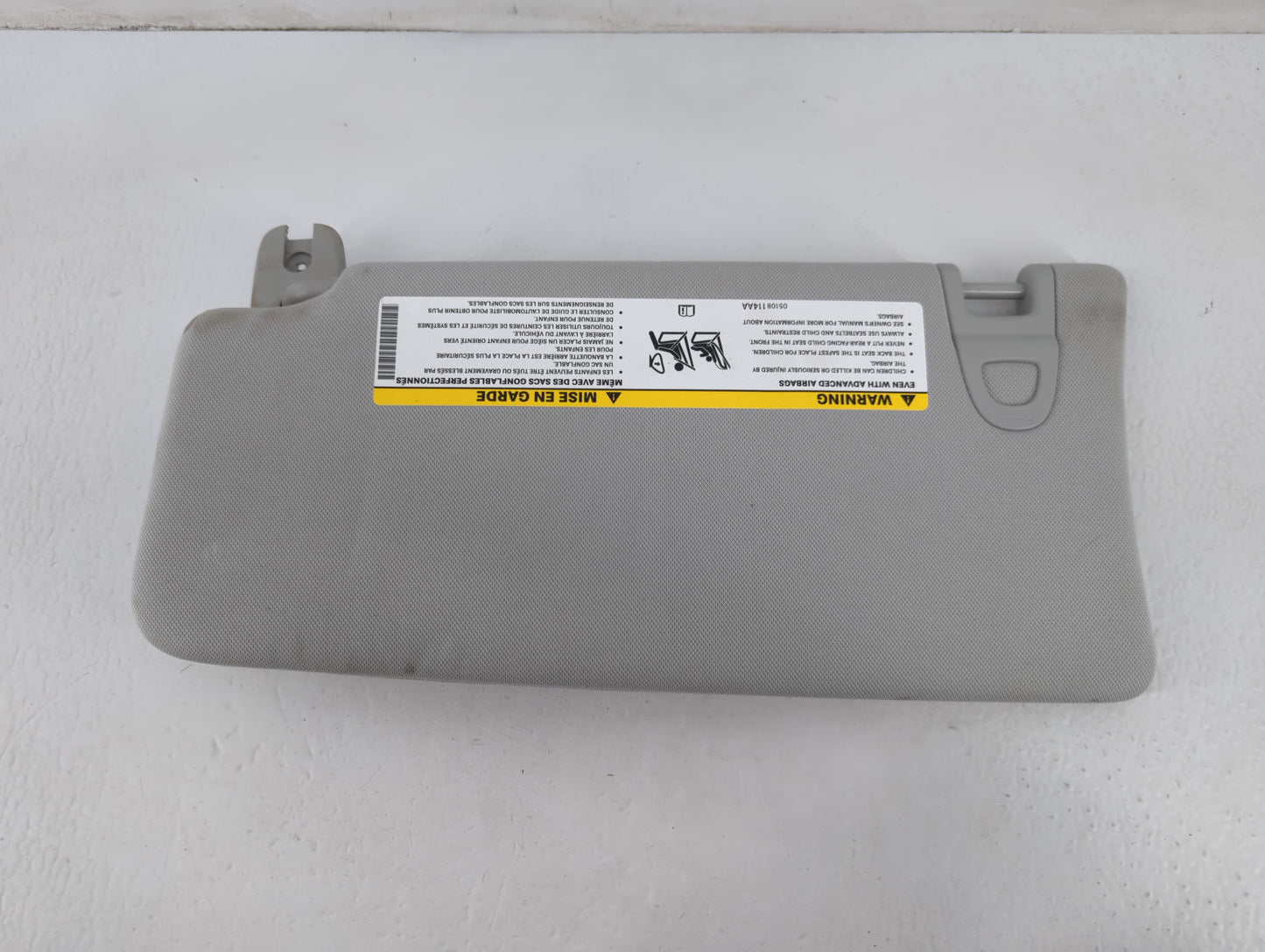 2021 Jeep Compass Sun Visor Shade Replacement Passenger Right Mirror Fits OEM Used Auto Parts - Oemusedautoparts1.com