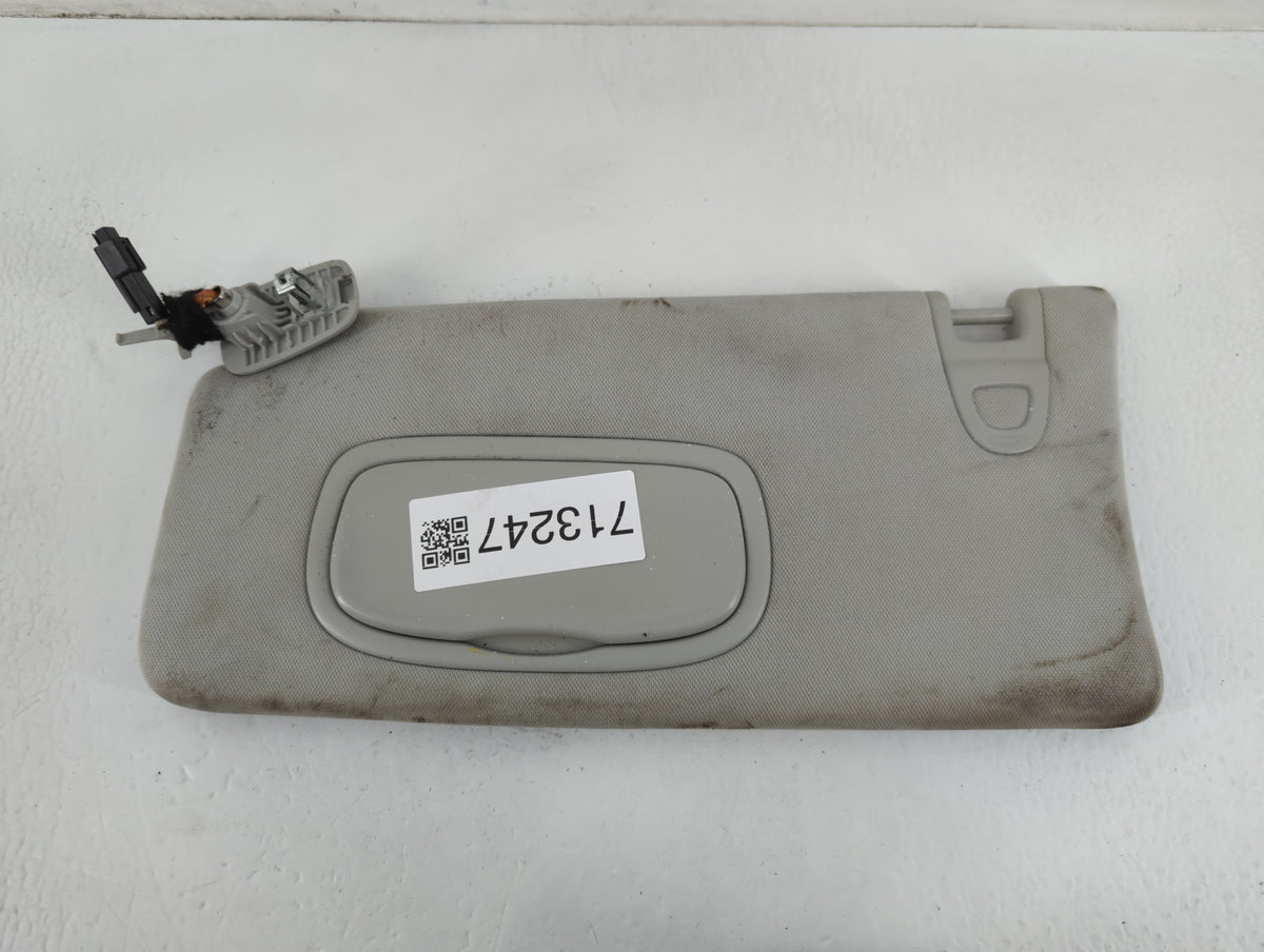 2017-2018 Jeep Compass Sun Visor Shade Replacement Driver Left Mirror Fits Fits 2017 2018 OEM Used Auto Parts - Oemusedautop