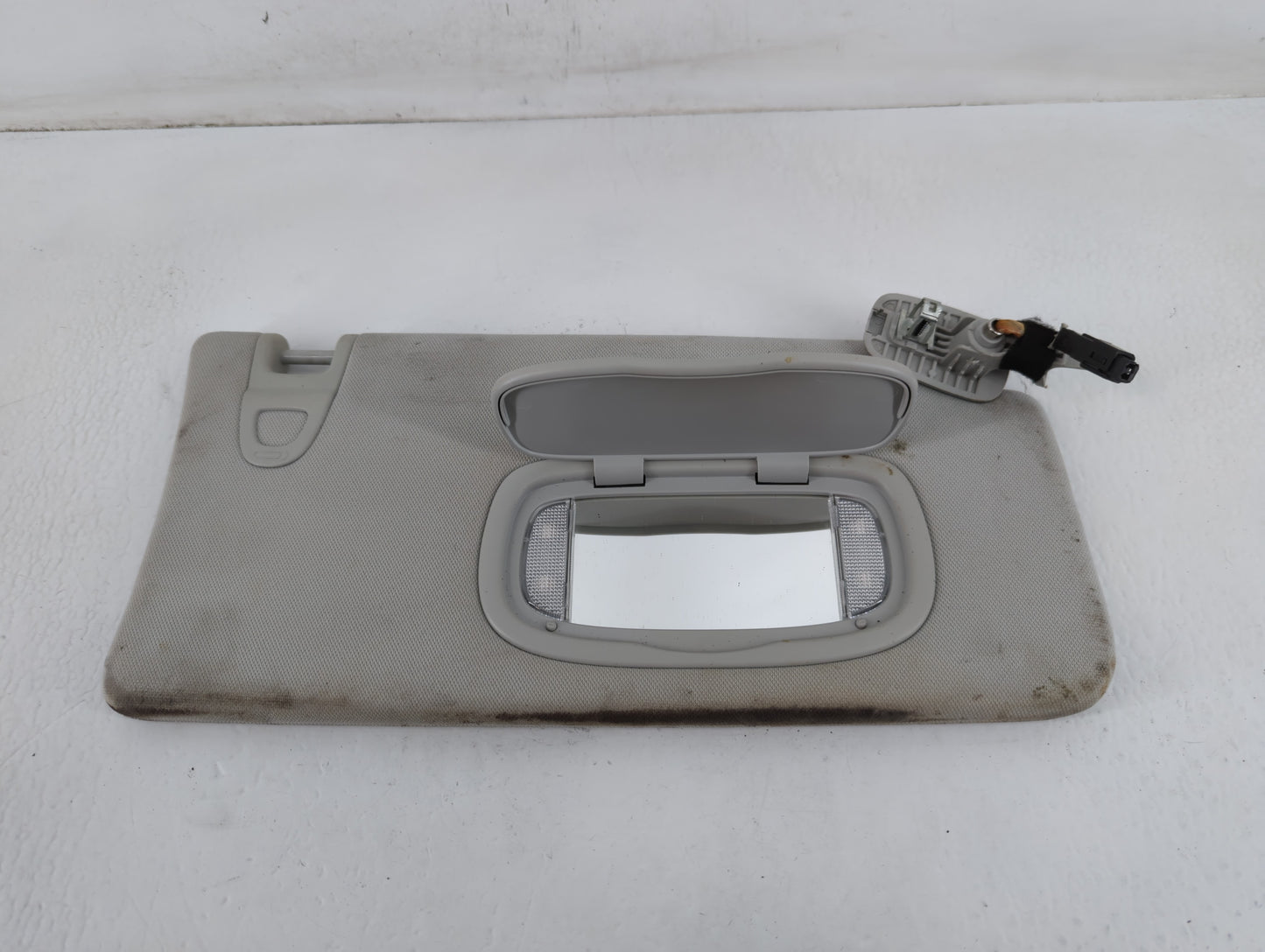 2021 Jeep Compass Sun Visor Shade Replacement Passenger Right Mirror Fits OEM Used Auto Parts - Oemusedautoparts1.com