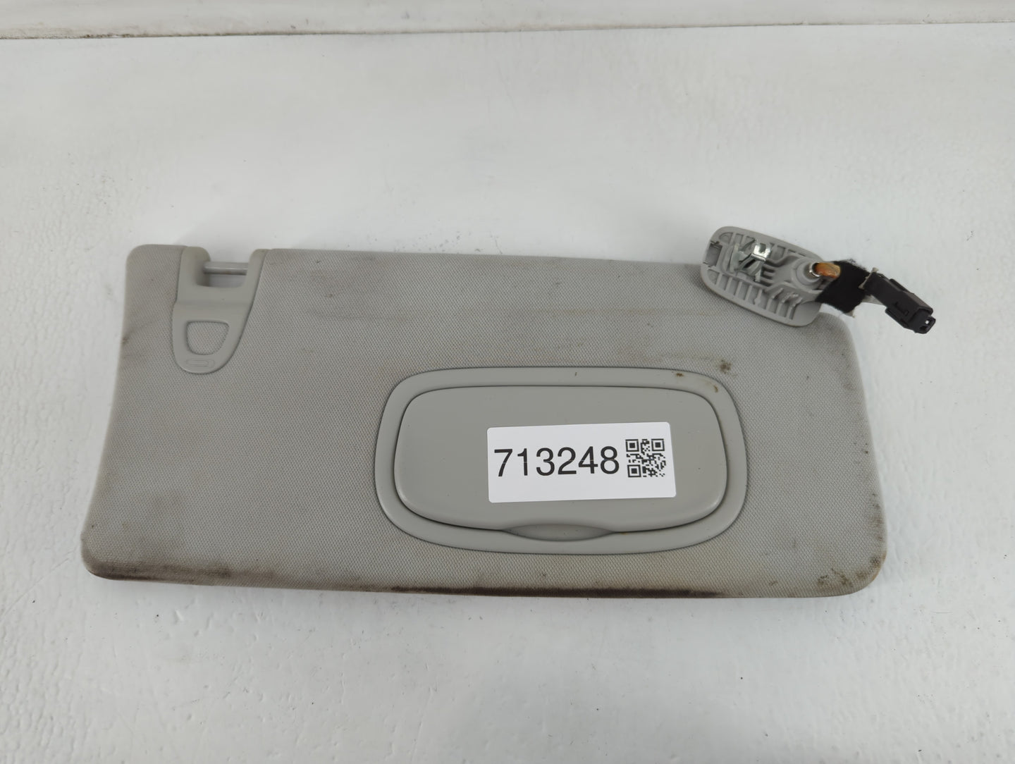 2021 Jeep Compass Sun Visor Shade Replacement Passenger Right Mirror Fits OEM Used Auto Parts - Oemusedautoparts1.com