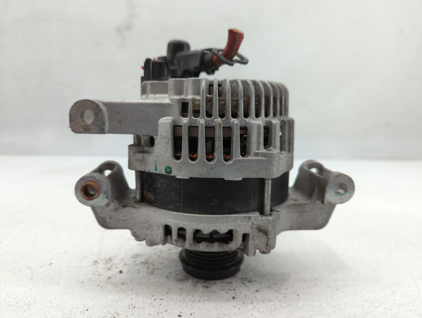 2017-2022 Jeep Compass Alternator Replacement Generator Charging Assembly Engine OEM P/N:56029624AC Fits OEM Used Auto Parts