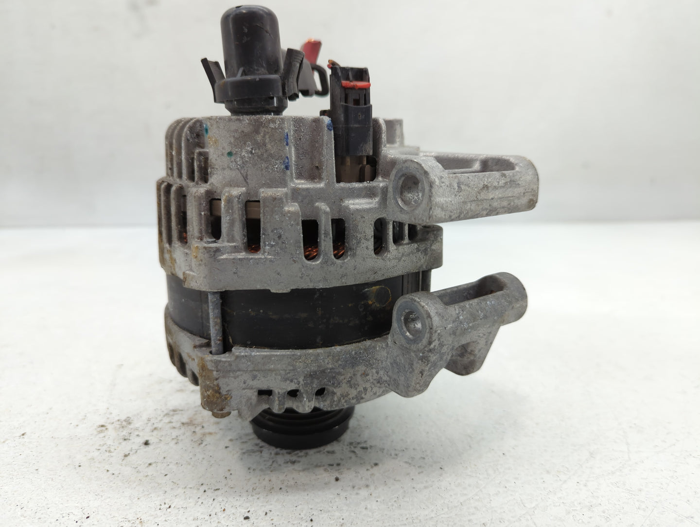 2017-2022 Jeep Compass Alternator Replacement Generator Charging Assembly Engine OEM P/N:56029624AC Fits OEM Used Auto Parts