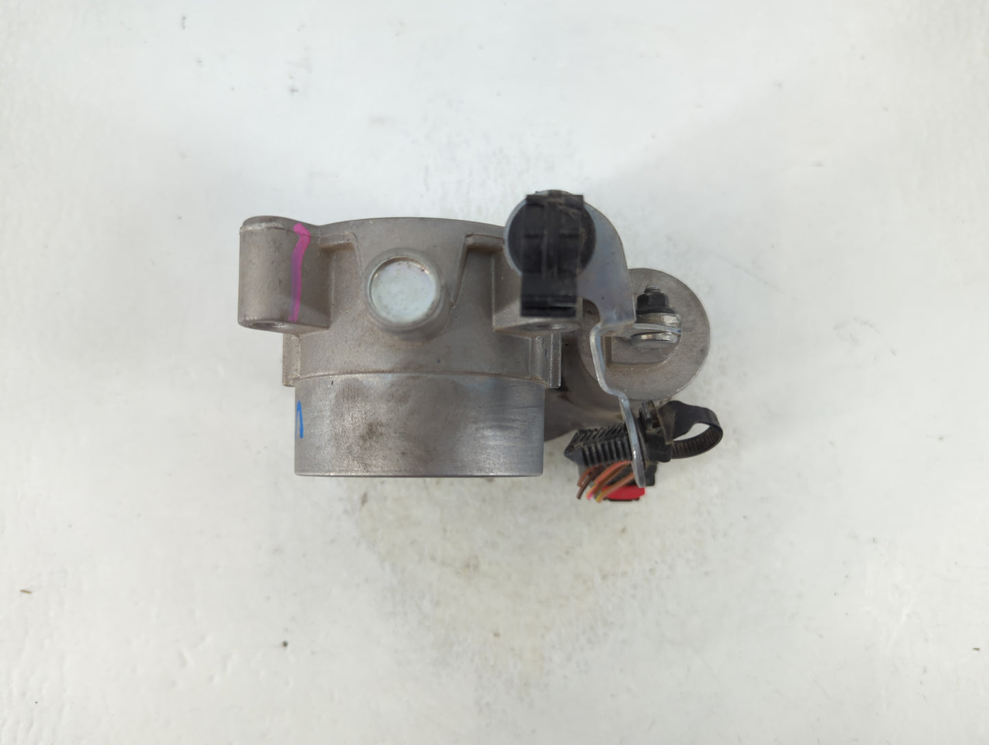 2017-2022 Jeep Compass Throttle Body P/N:04891970AC Fits Fits 2014 2015 2016 2017 2018 2019 2020 2021 2022 OEM Used Auto Par