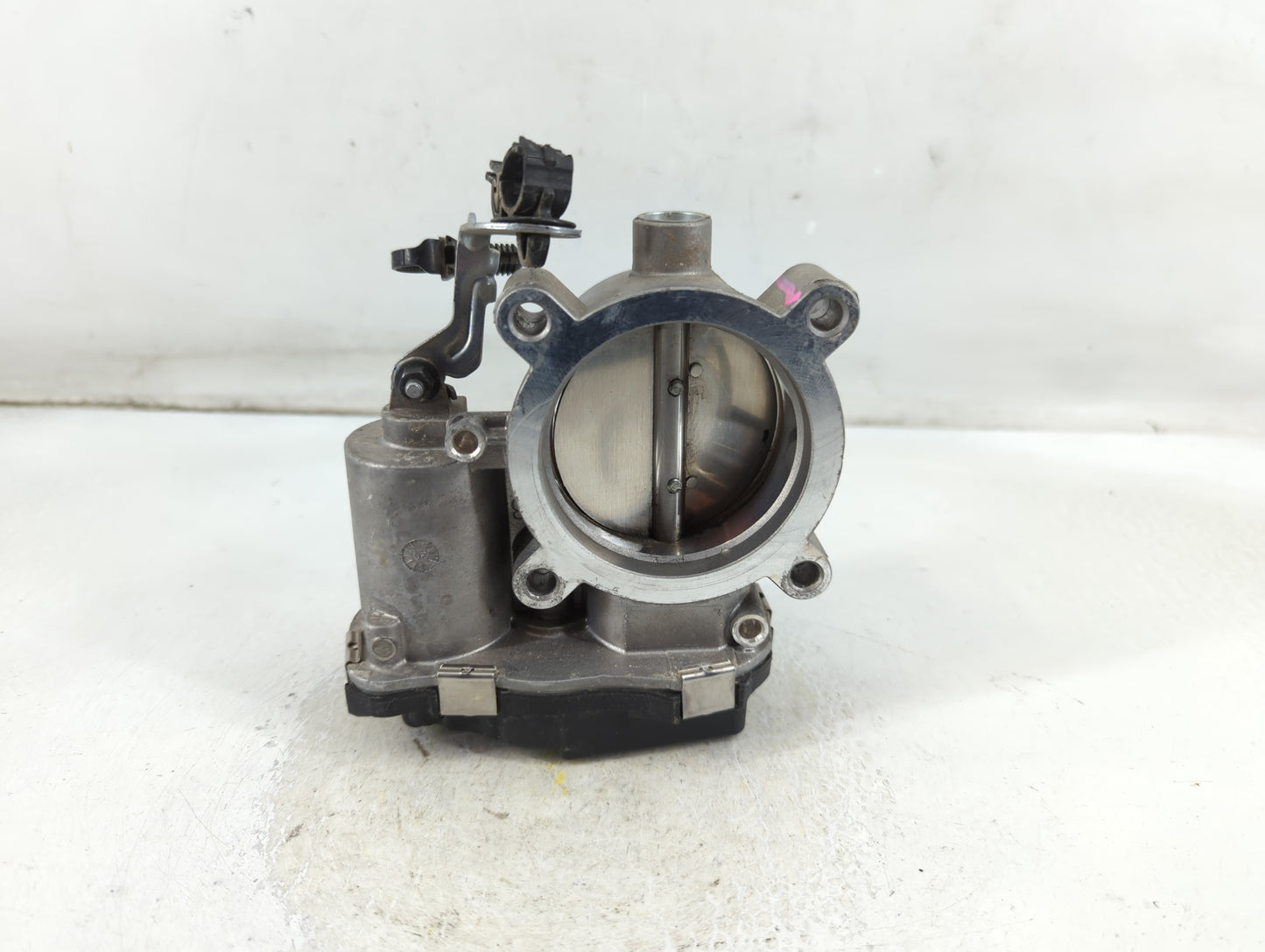2017-2022 Jeep Compass Throttle Body P/N:04891970AC Fits Fits 2014 2015 2016 2017 2018 2019 2020 2021 2022 OEM Used Auto Par