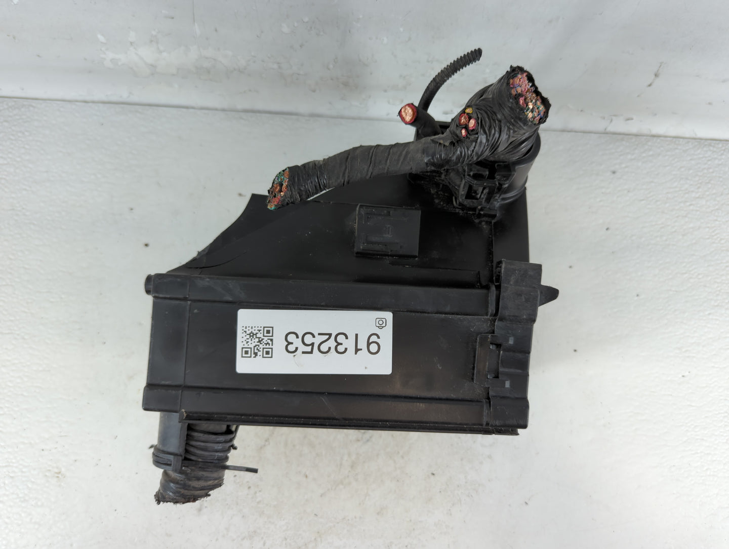 2021 Jeep Compass Fusebox Fuse Box Panel Relay Module Fits OEM Used Auto Parts - Oemusedautoparts1.com