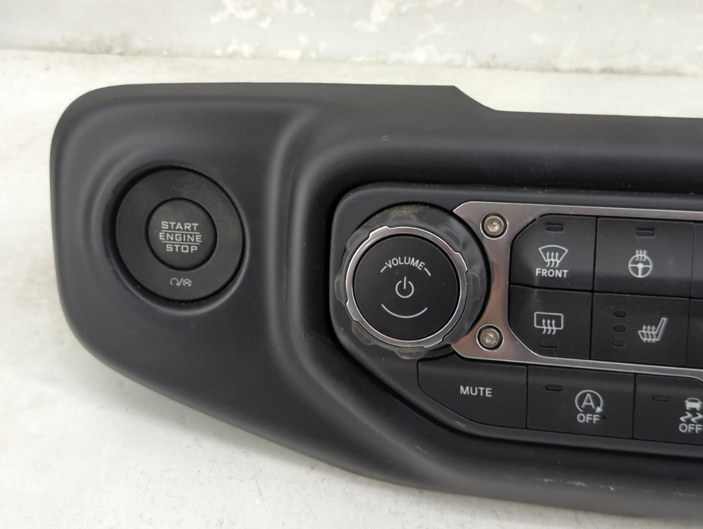 2021-2022 Jeep Gladiator Climate Control Module Temperature AC/Heater Replacement P/N:P7BU53DX9AB Fits Fits 2021 2022 OEM Us
