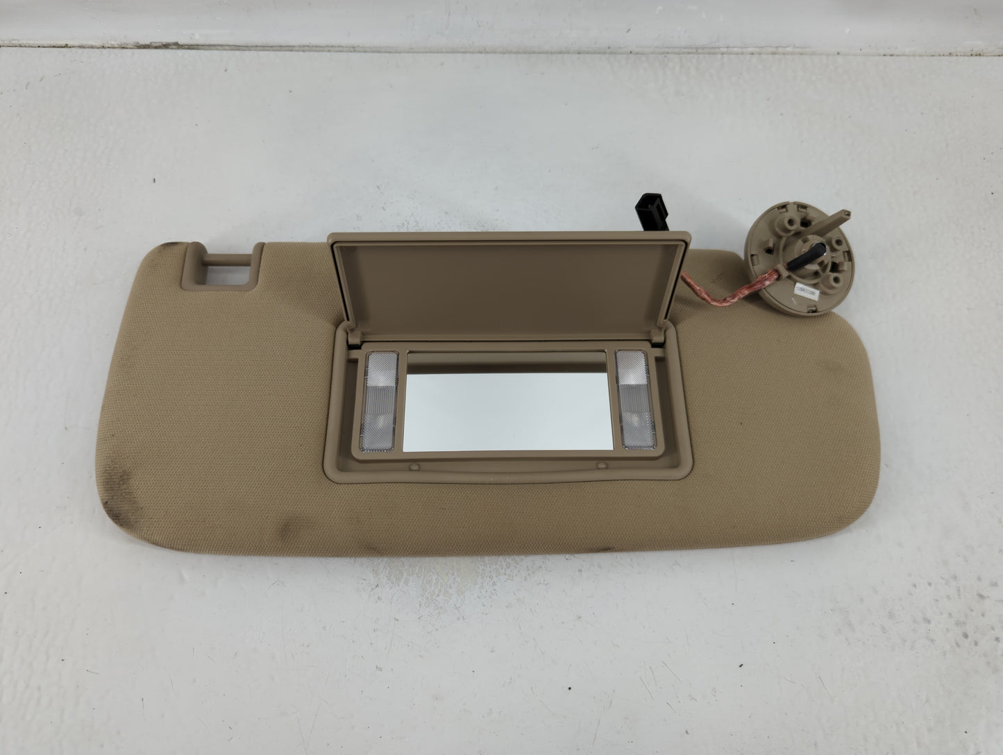 2014-2022 Jeep Grand Cherokee Sun Visor Shade Replacement Passenger Right Mirror Fits OEM Used Auto Parts - Oemusedautoparts