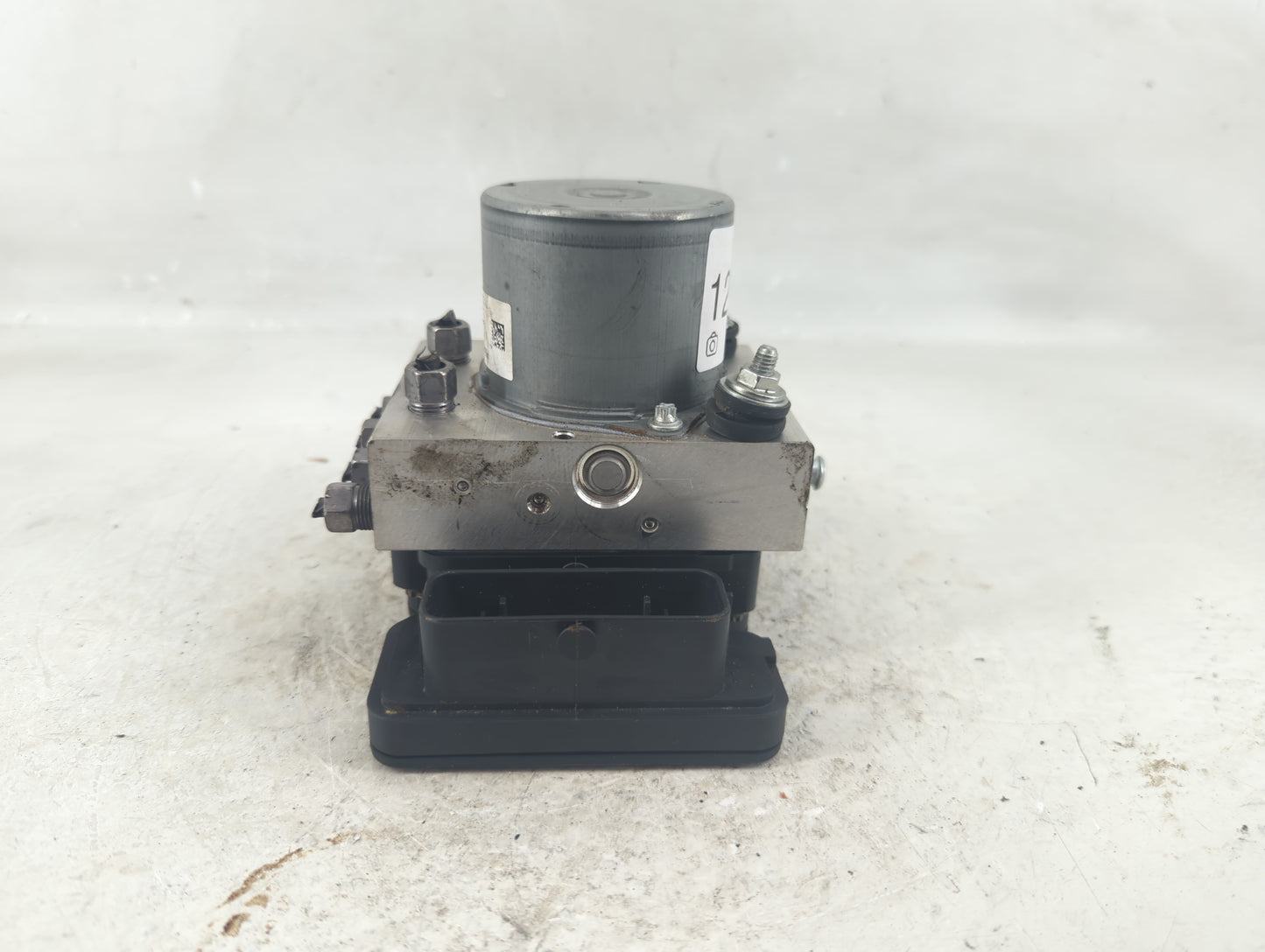 2021-2022 Jeep Grand Cherokee ABS Pump Control Module Replacement P/N:TYA325130852 P68477672AB Fits Fits 2021 2022 OEM Used 