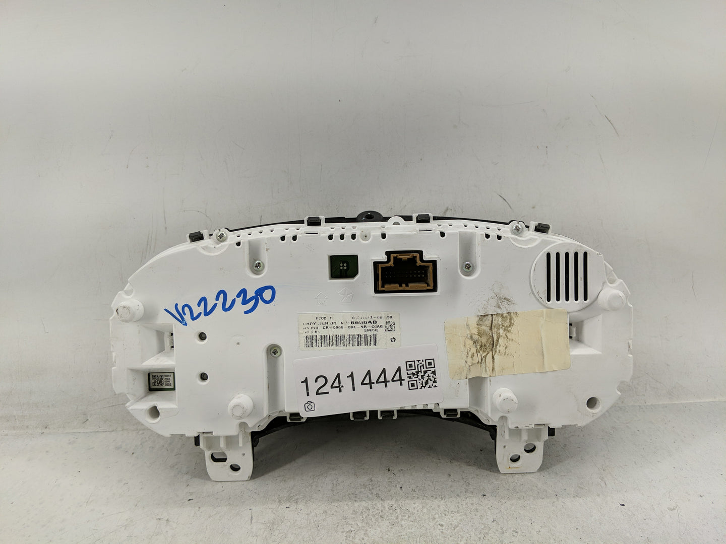 2021 Jeep Grand Cherokee Instrument Cluster Speedometer Gauges Fits OEM Used Auto Parts - Oemusedautoparts1.com