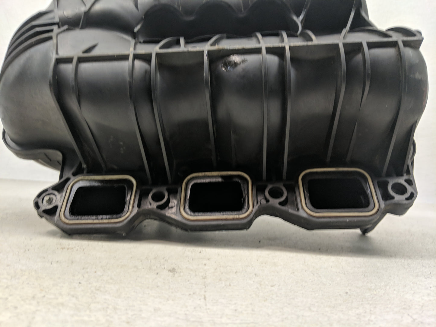 2016-2022 Jeep Grand Cherokee Air Intake Manifold Fits Fits 2016 2017 2018 2019 2020 2021 2022 OEM Used Auto Parts - Oemused
