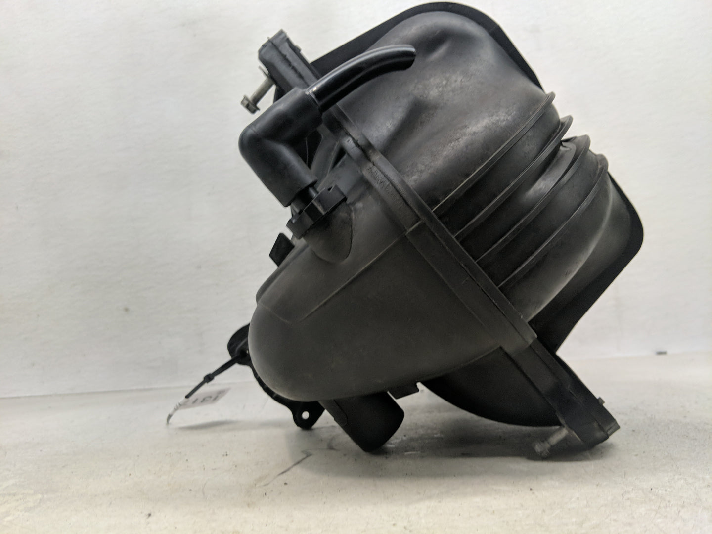 2016-2022 Jeep Grand Cherokee Air Intake Manifold Fits Fits 2016 2017 2018 2019 2020 2021 2022 OEM Used Auto Parts - Oemused
