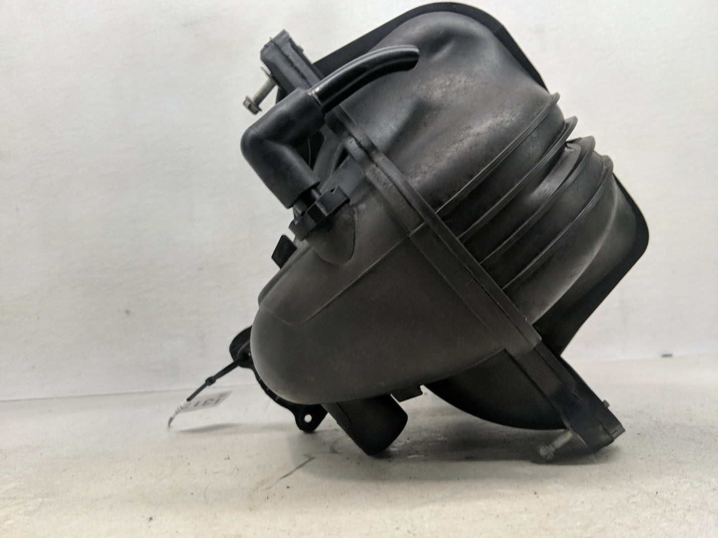 2016-2022 Jeep Grand Cherokee Air Intake Manifold Fits Fits 2016 2017 2018 2019 2020 2021 2022 OEM Used Auto Parts - Oemused