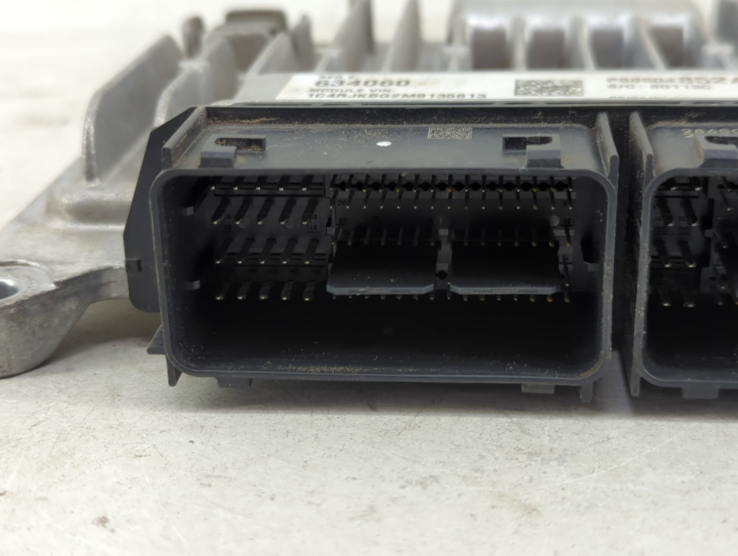 2021-2022 Jeep Grand Cherokee PCM Engine Control Computer ECU ECM PCU OEM P/N:P68504852AJ Fits Fits 2021 2022 OEM Used Auto 
