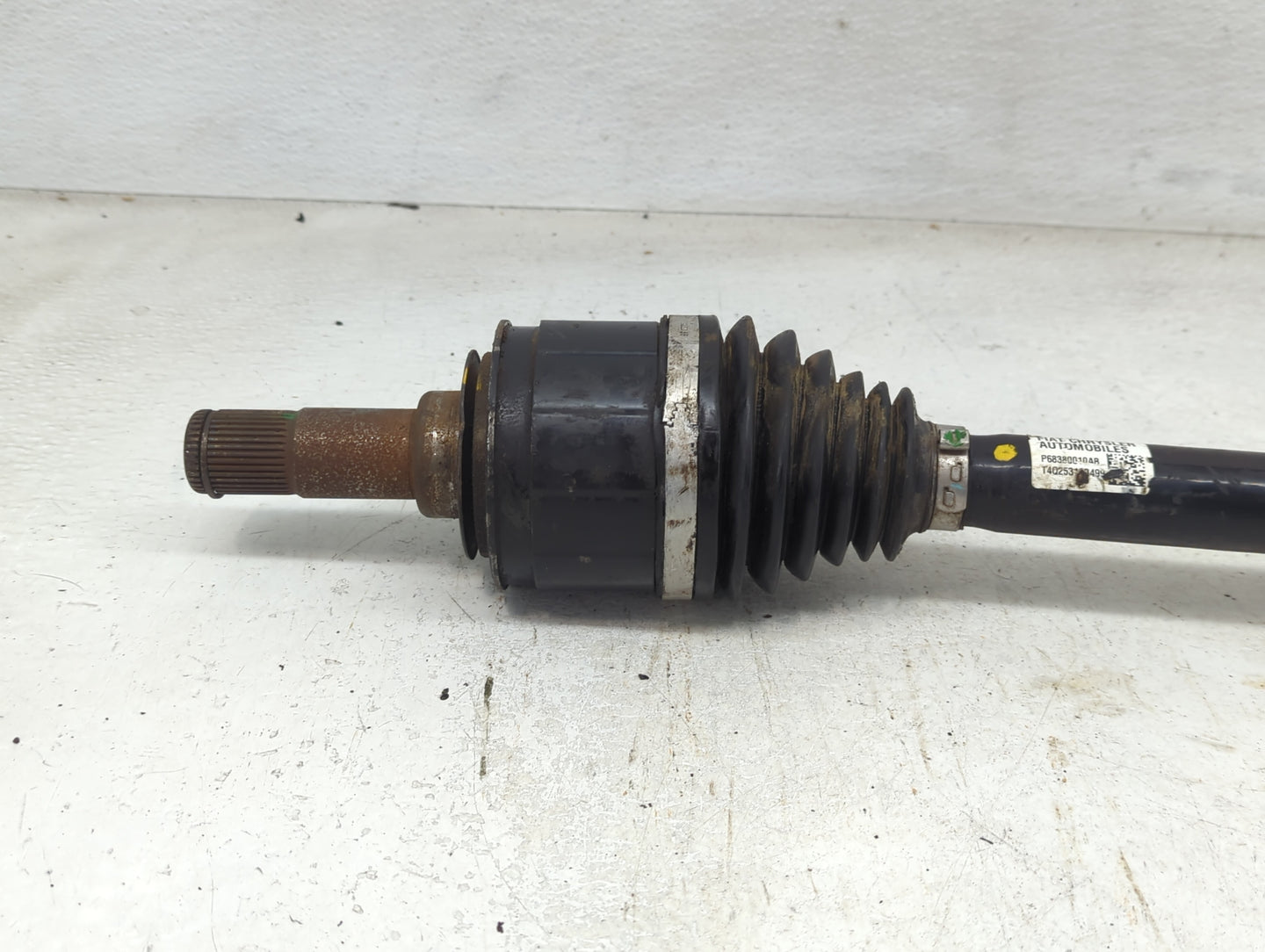 2021-2022 Jeep Grand Cherokee Axle Shaft Front Driver Cv C/v - Oemusedautoparts1.com