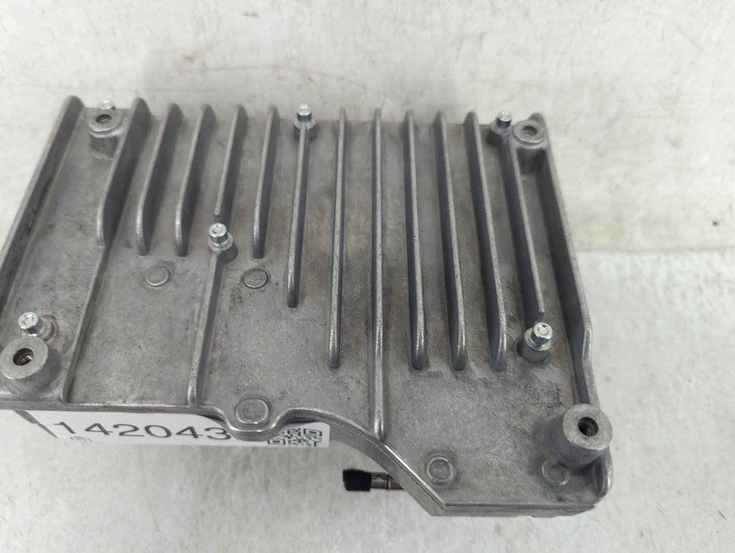 2021-2022 Jeep Grand Cherokee Radio AM FM Cd Player Receiver Replacement Fits Fits 2021 2022 OEM Used Auto Parts - Oemusedau