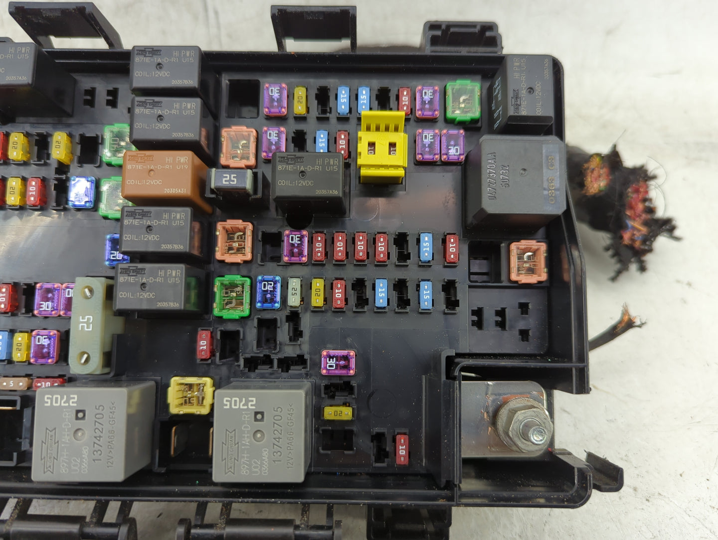 2021 Jeep Grand Cherokee Fusebox Fuse Box Panel Relay Module P/N:P68425194AB Fits OEM Used Auto Parts - Oemusedautoparts1.co