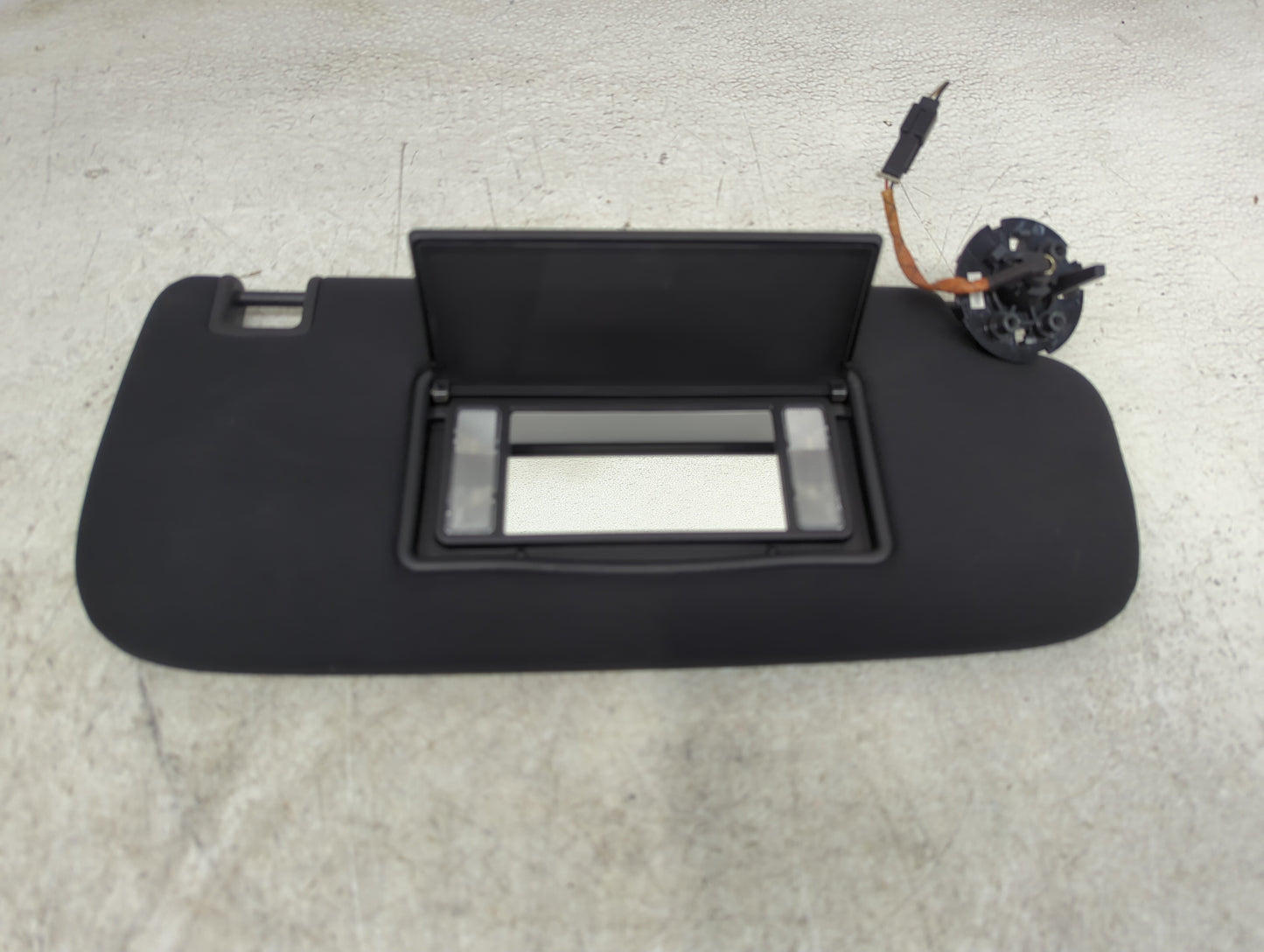 2014-2022 Jeep Grand Cherokee Sun Visor Shade Replacement Passenger Right Mirror Fits OEM Used Auto Parts - Oemusedautoparts