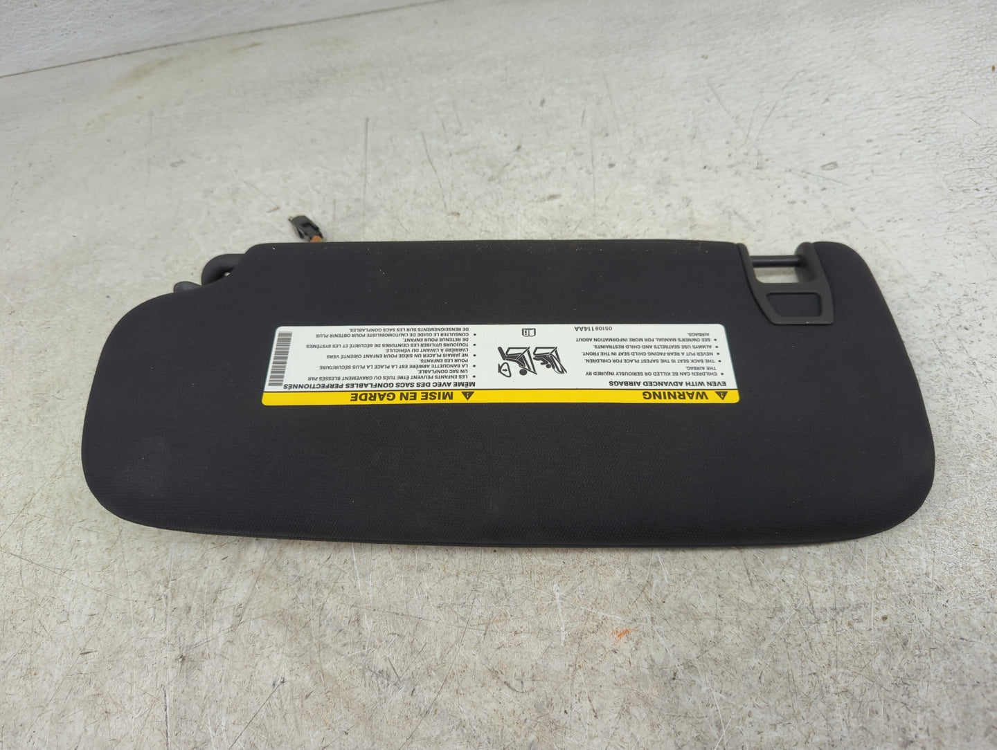 2014-2022 Jeep Grand Cherokee Sun Visor Shade Replacement Passenger Right Mirror Fits OEM Used Auto Parts - Oemusedautoparts