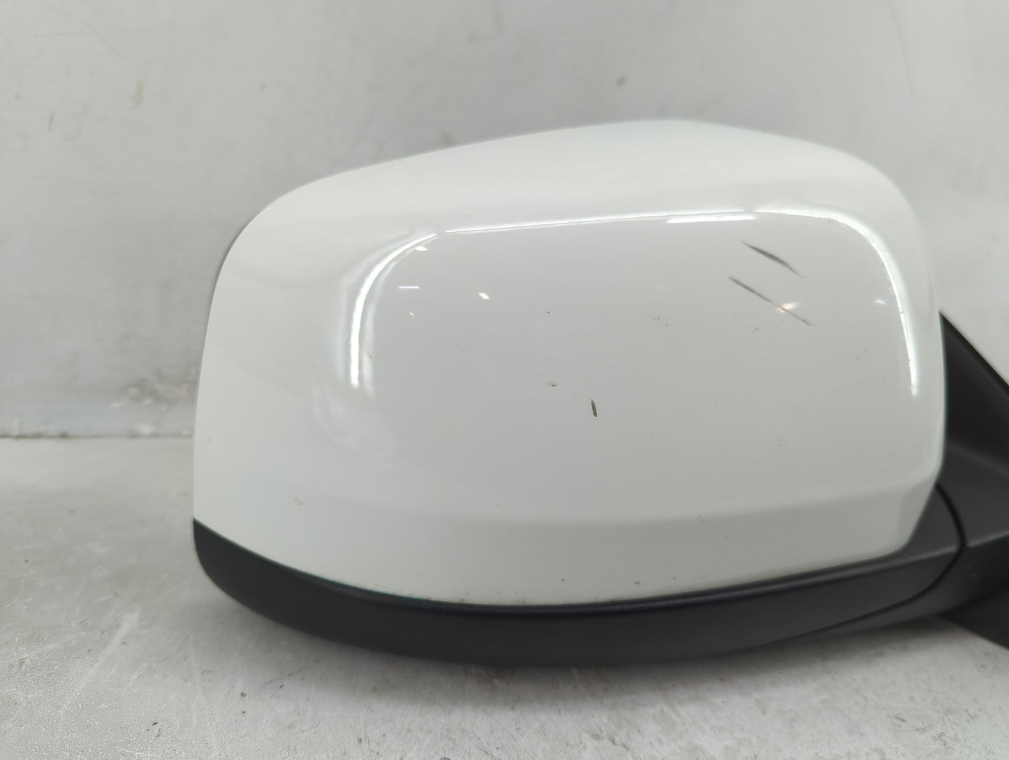 2019-2022 Jeep Grand Cherokee Passenger Side View Mirror - Right Door Mirror OEM Used - Oemusedautoparts1.com