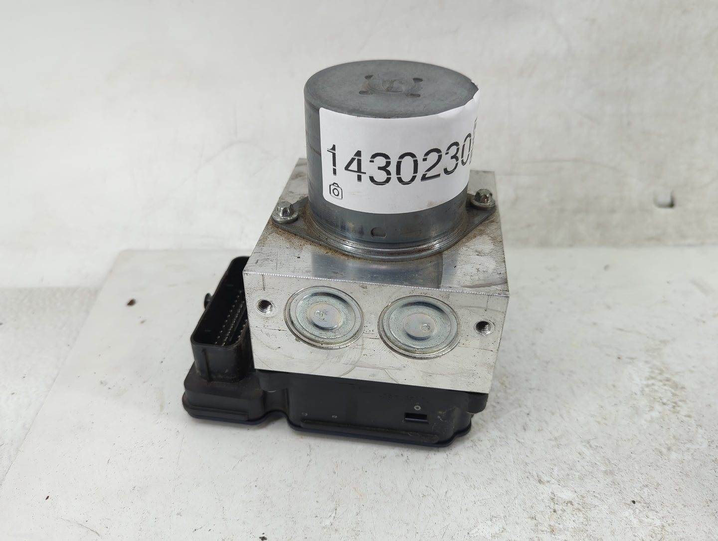 2021-2022 Jeep Grand Cherokee ABS Pump Control Module Replacement P/N:68499977AA Fits Fits 2021 2022 OEM Used Auto Parts - O
