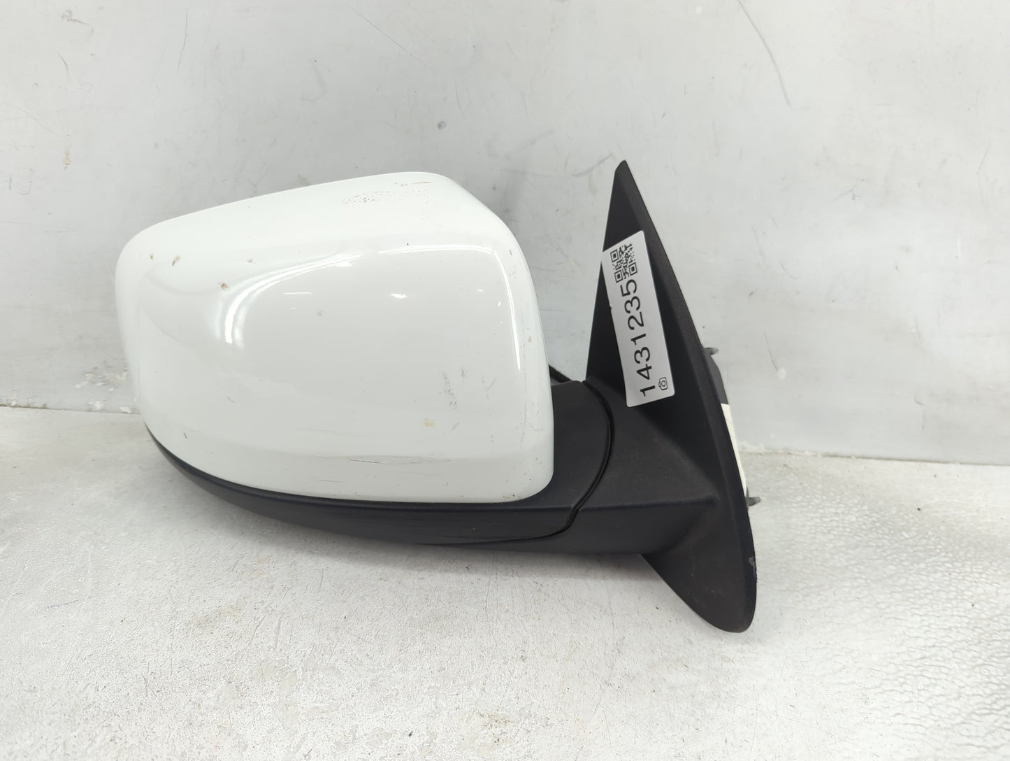 2011-2022 Jeep Grand Cherokee Passenger Side View Mirror - Right Door Mirror OEM Used - Oemusedautoparts1.com