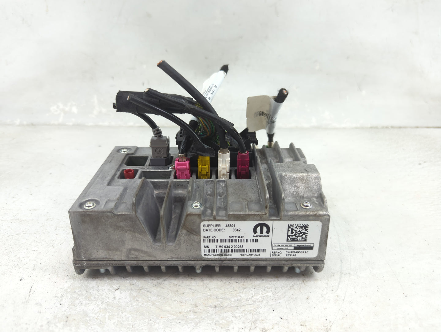 2021-2022 Jeep Grand Cherokee Radio Speaker Amplifier 1468658 - Oemusedautoparts1.com