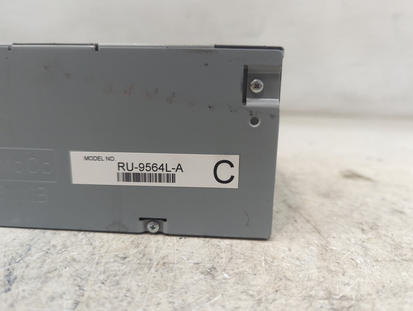 2014-2022 Jeep Grand Cherokee Radio AM FM Cd Player Receiver Replacement P/N:JB5T-18D832-AB Fits OEM Used Auto Parts - Oemus