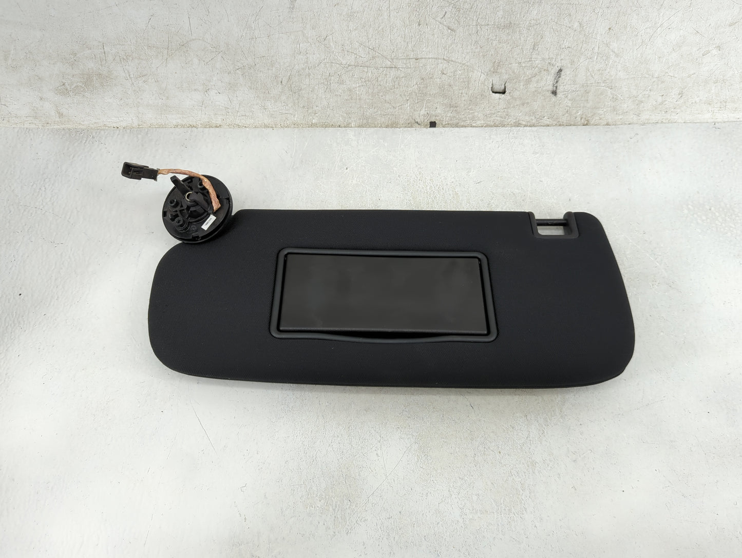 2014-2022 Jeep Grand Cherokee Sun Visor Shade Replacement Driver Left Mirror Fits OEM Used Auto Parts - Oemusedautoparts1.co