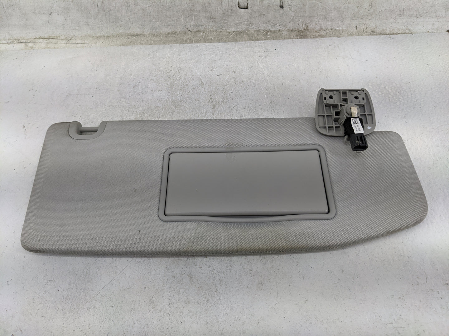 2021-2022 Jeep Grand Cherokee Sun Visor Shade Replacement Passenger Right Mirror Fits Fits 2021 2022 OEM Used Auto Parts - O