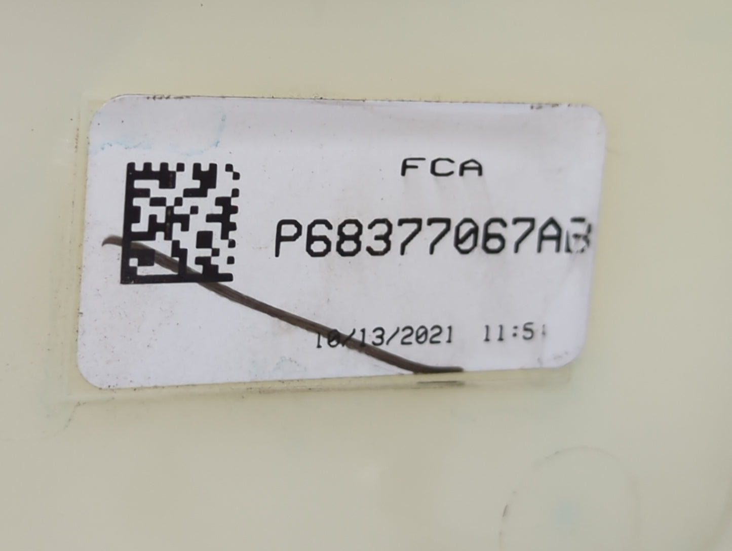 2021 Jeep Grand Cherokee Windshield Washer Fluid Reservoir Bottle Oem 1474000 - Oemusedautoparts1.com