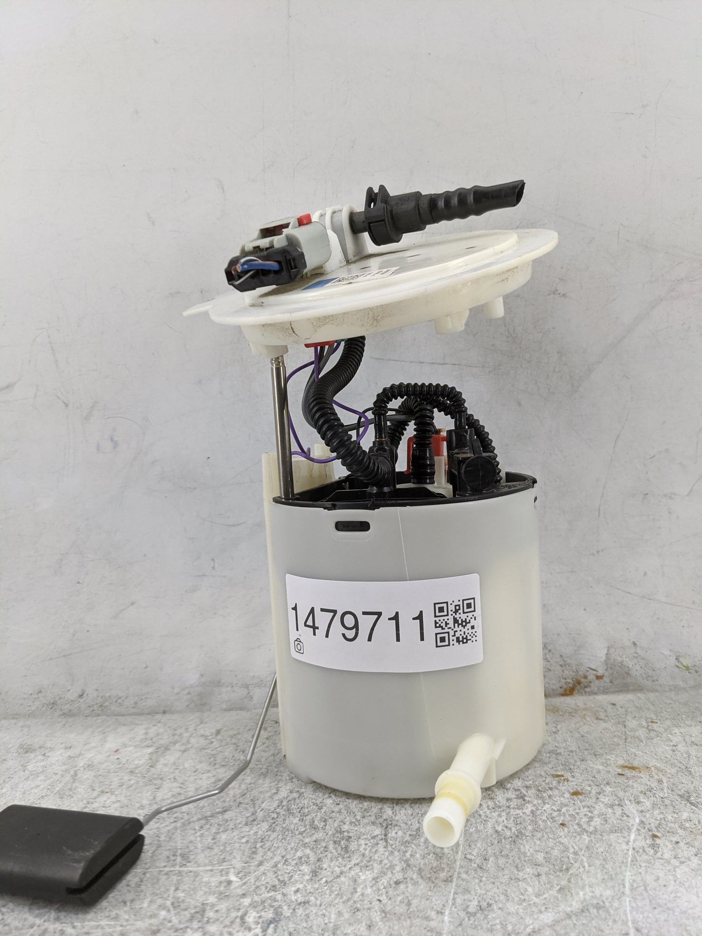 2021-2022 Jeep Grand Cherokee Electrical Gas Fuel Pump Assembly - Oemusedautoparts1.com