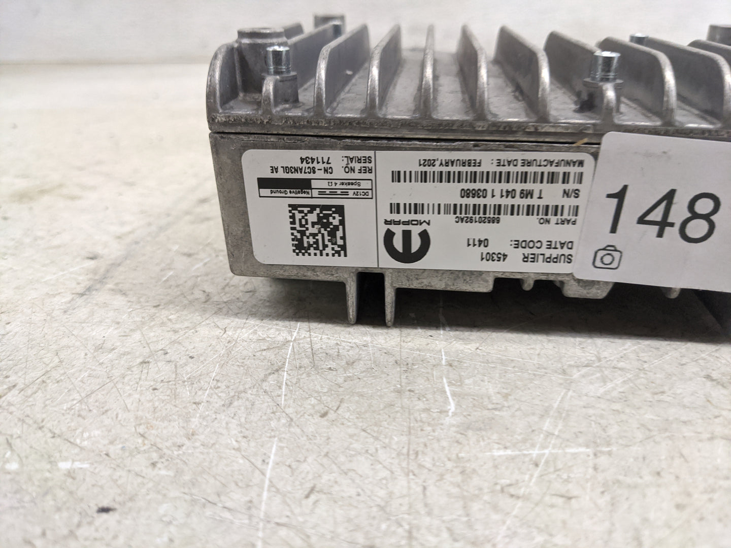 2021-2022 Jeep Grand Cherokee Radio AM FM Cd Player Receiver Replacement P/N:CN-807AN30L AE 68820192AC Fits Fits 2021 2022 O