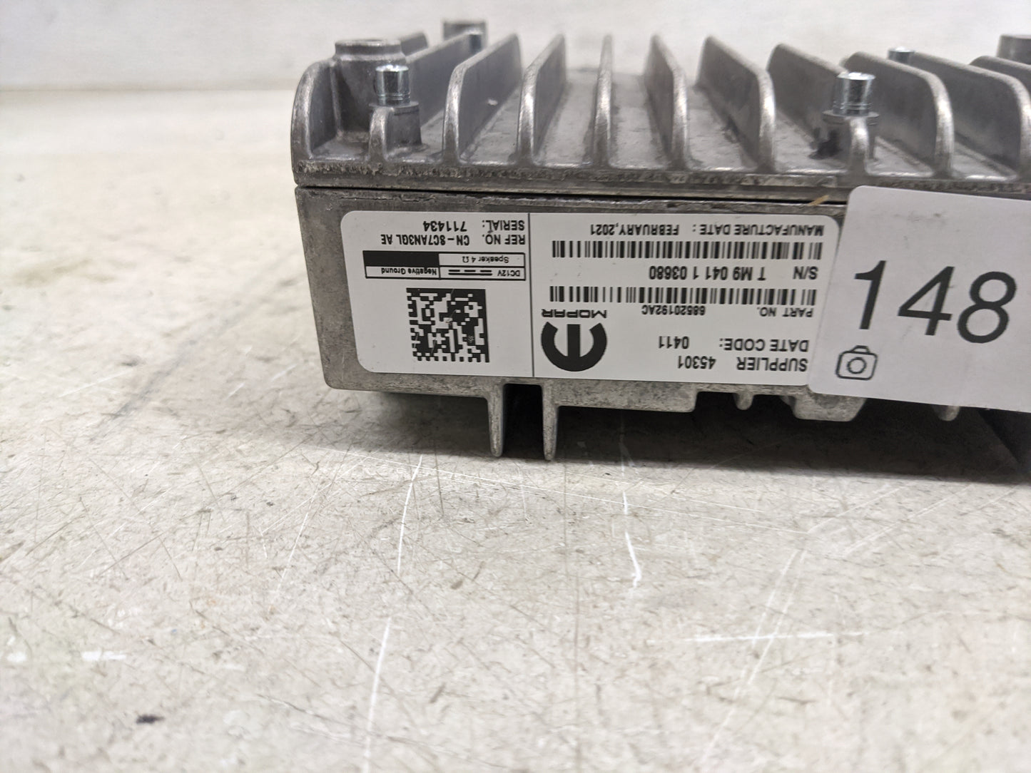 2021-2022 Jeep Grand Cherokee Radio AM FM Cd Player Receiver Replacement P/N:CN-807AN30L AE 68820192AC Fits Fits 2021 2022 O