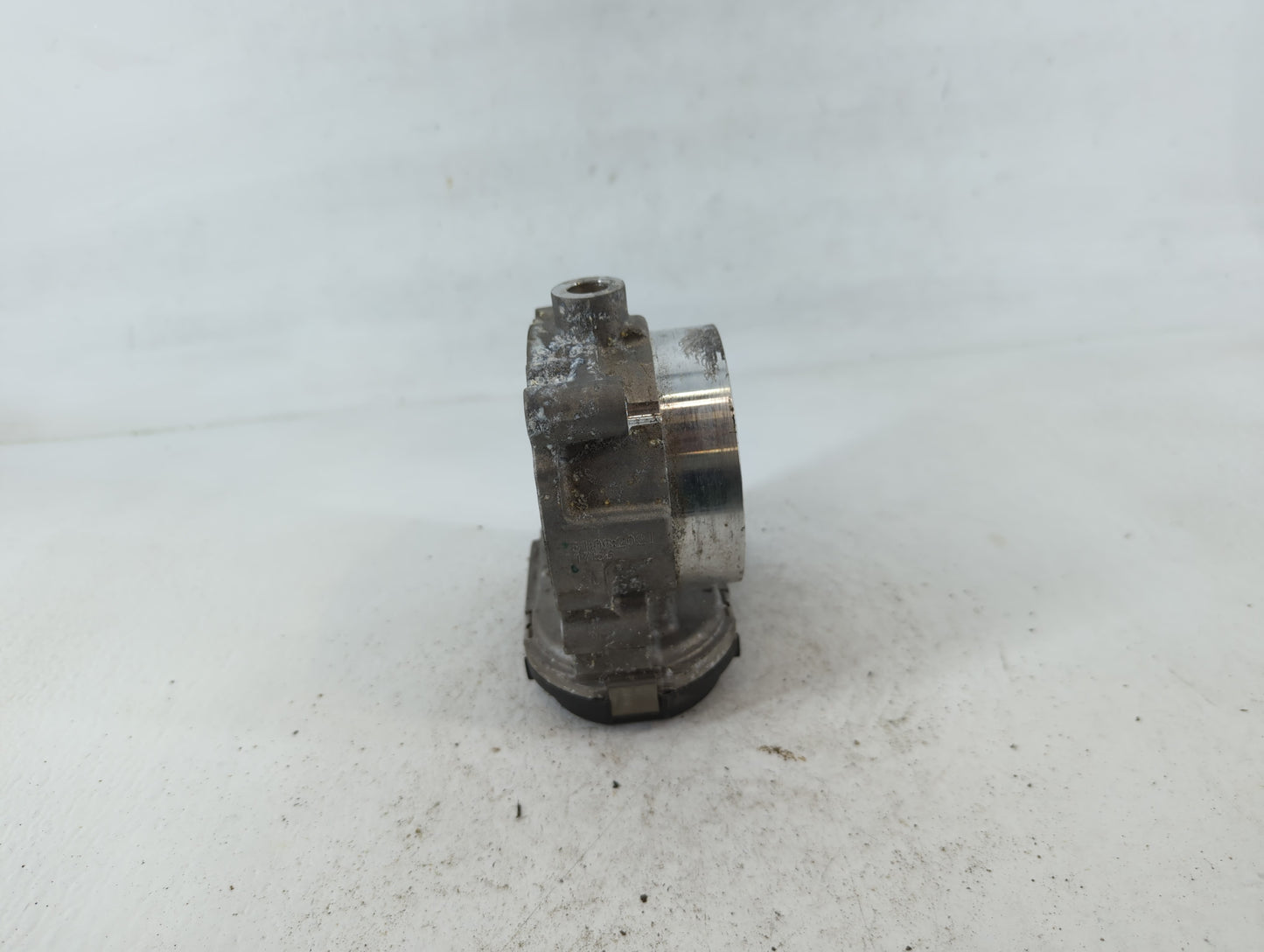 2011-2022 Jeep Grand Cherokee Throttle Body P/N:0 280 750 00X 05184349AF Fits OEM Used Auto Parts - Oemusedautoparts1.com