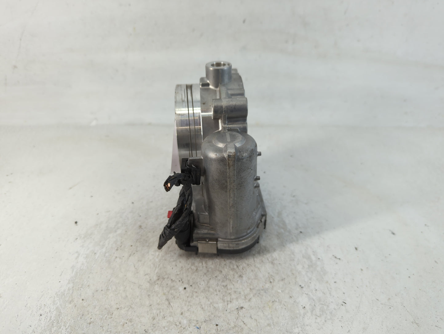 2011-2022 Jeep Grand Cherokee Throttle Body P/N:0 280 750 00X 05184349AF Fits OEM Used Auto Parts - Oemusedautoparts1.com