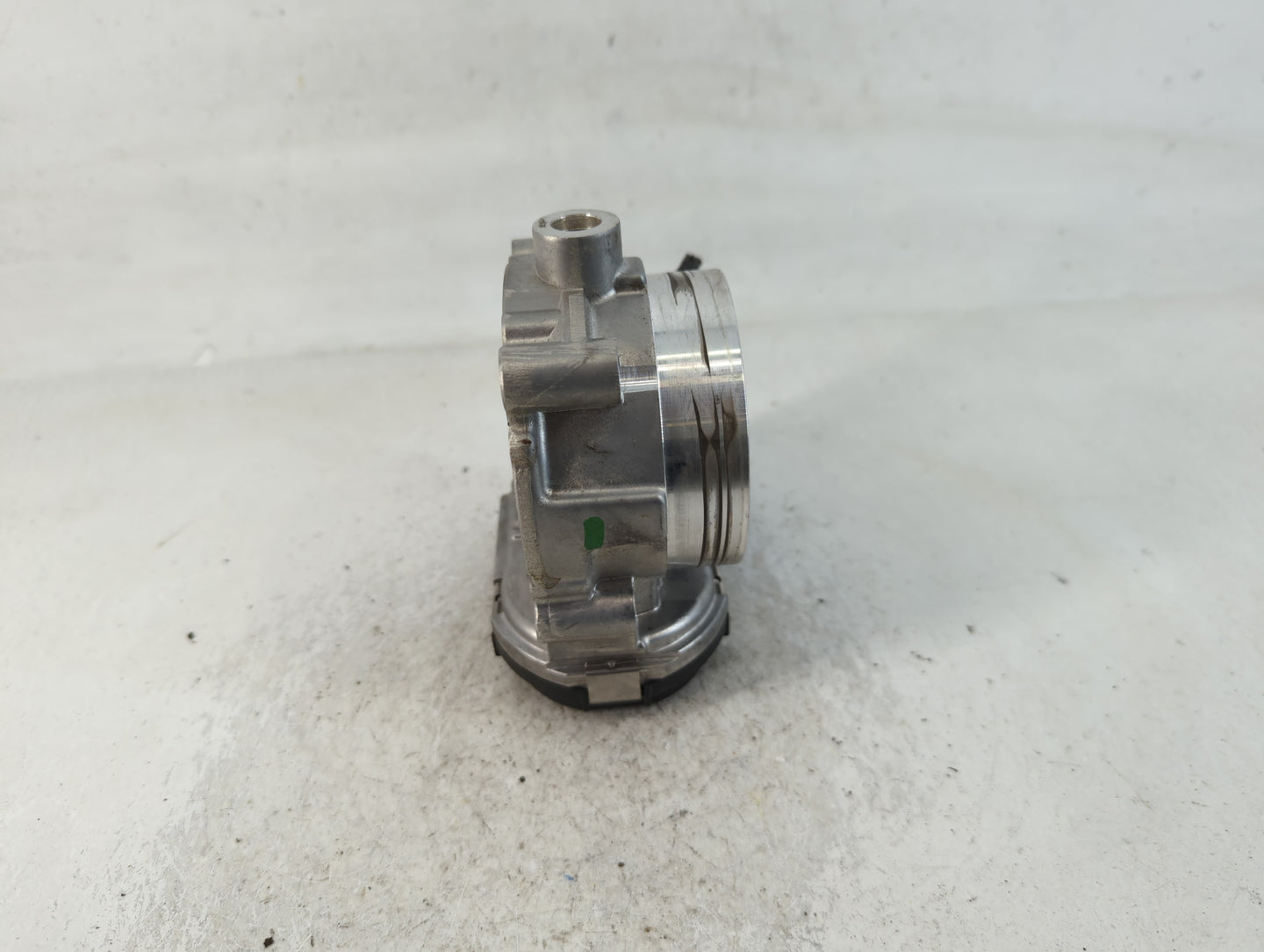 2011-2022 Jeep Grand Cherokee Throttle Body P/N:0 280 750 00X 05184349AF Fits OEM Used Auto Parts - Oemusedautoparts1.com