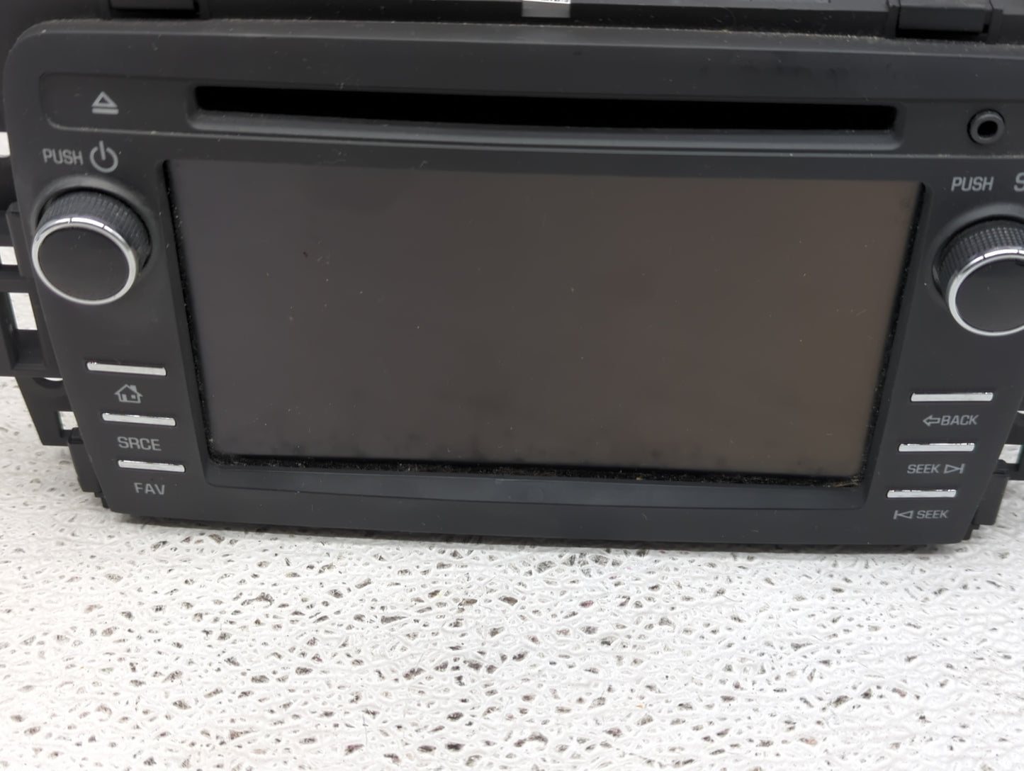 2020-2022 Jeep Renegade Radio AM FM Cd Player Receiver Replacement P/N:84082781 Fits Fits 2020 2021 2022 OEM Used Auto Parts