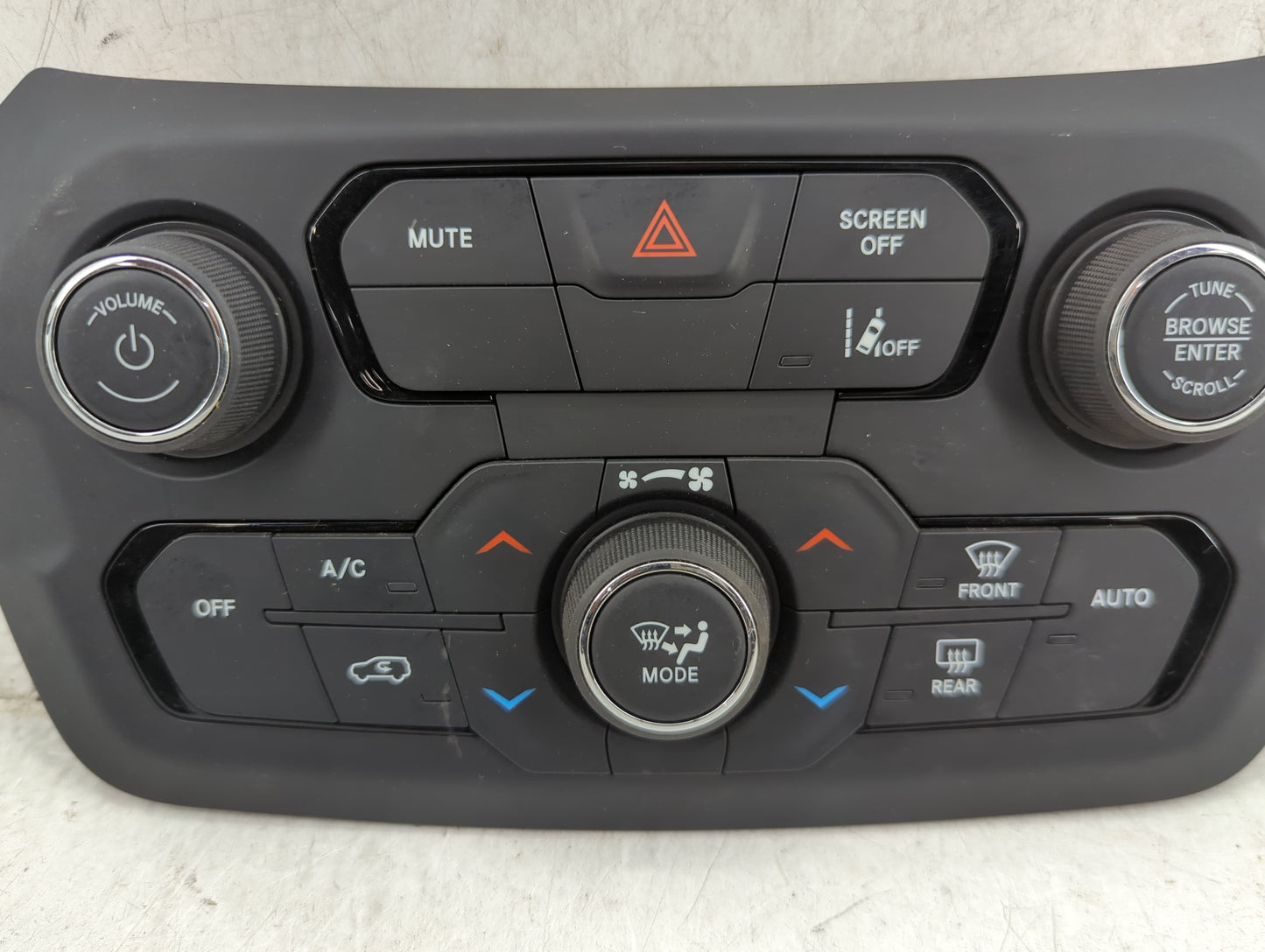 2021-2022 Jeep Renegade Climate Control Module Temperature AC/Heater Replacement P/N:07357422350 440000124D Fits Fits 2021 2