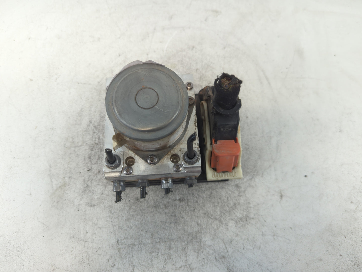 2020-2021 Jeep Renegade ABS Pump Control Module Replacement P/N:52174070 Fits Fits 2020 2021 OEM Used Auto Parts - Oemusedau