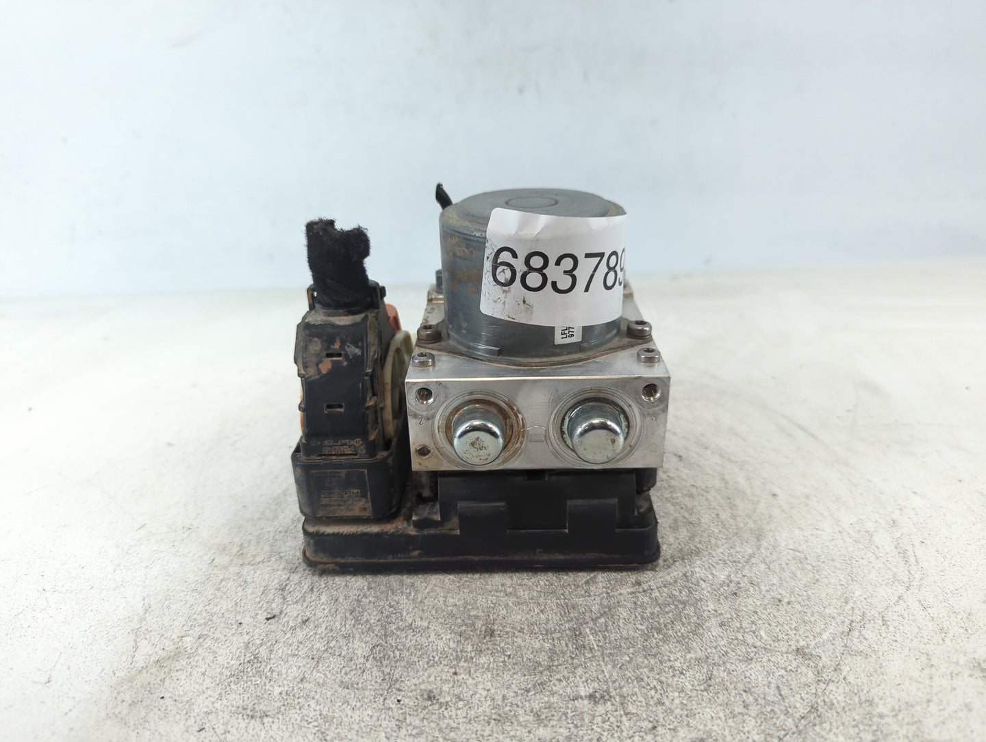 2020-2021 Jeep Renegade ABS Pump Control Module Replacement P/N:52174070 Fits Fits 2020 2021 OEM Used Auto Parts - Oemusedau