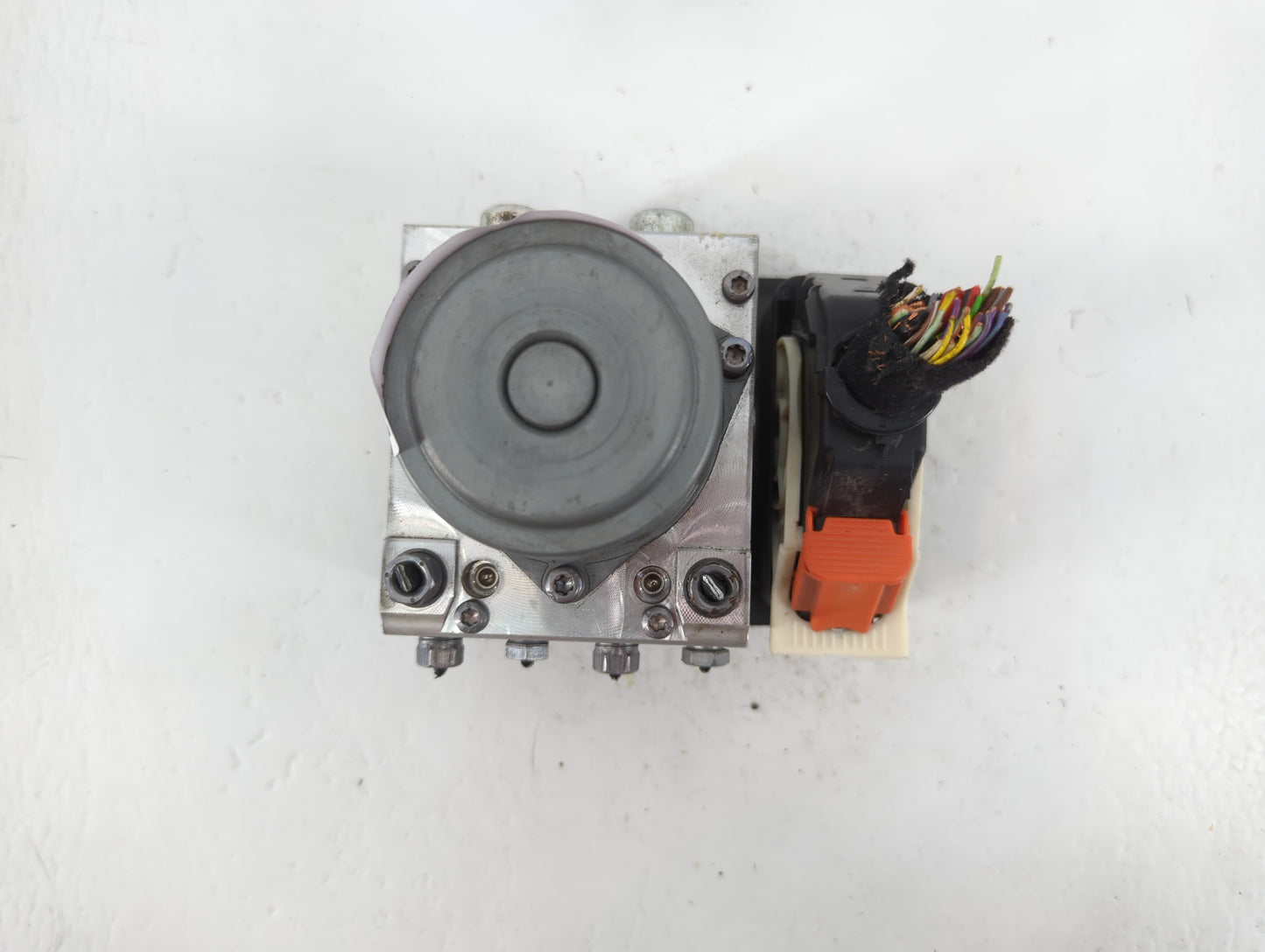 2021 Jeep Renegade ABS Pump Control Module Replacement P/N:A012B717 52174070 Fits OEM Used Auto Parts - Oemusedautoparts1.co