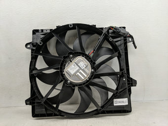 compare product 2021-2022 Jeep Wrangler Electric Radiator Cooling Fan Motor Assembly P/N:68518025AA C65177-140 Fits Fits 2021 2022 OEM Used Auto Parts