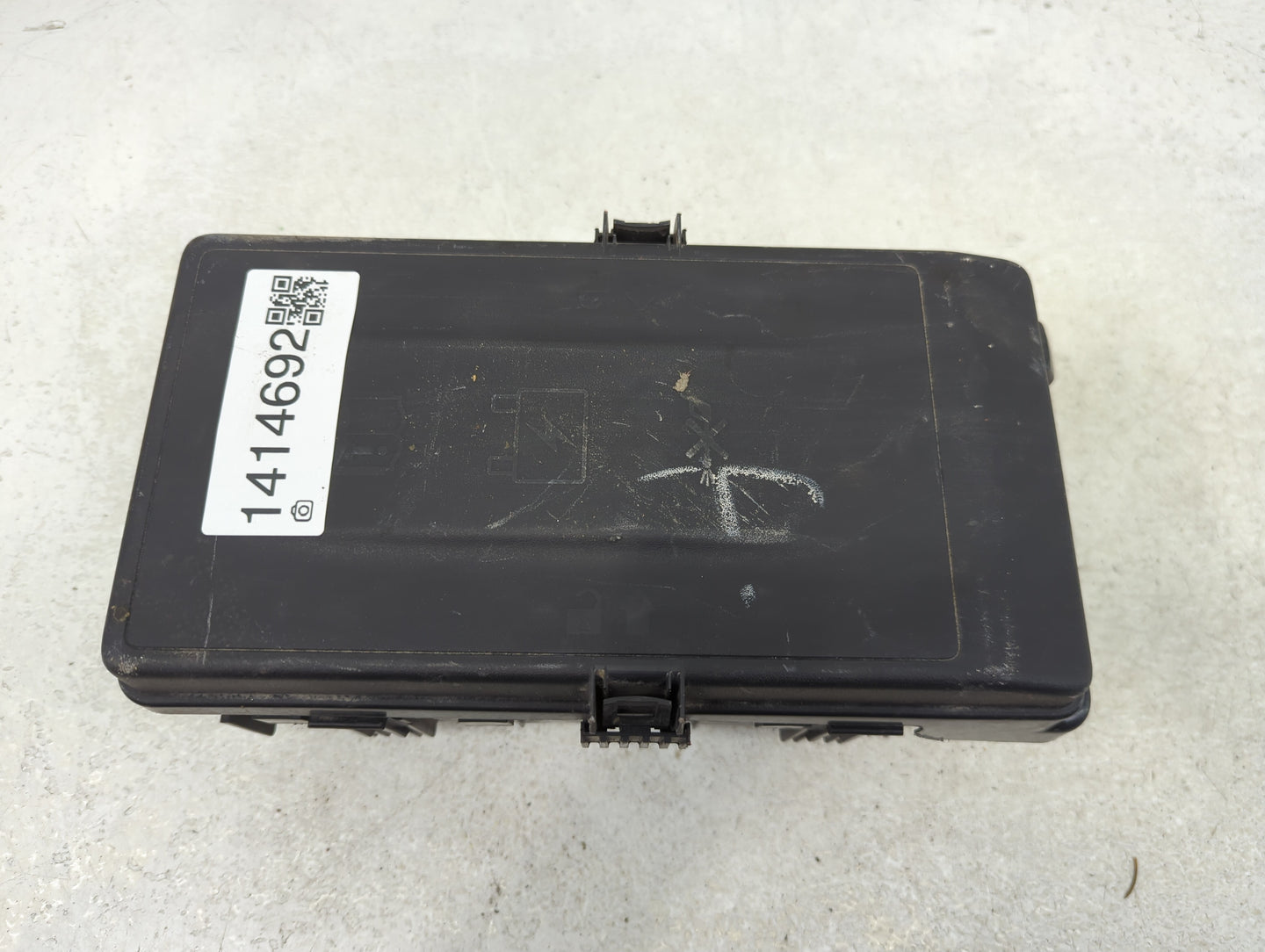 2021 Jeep Wrangler Fusebox Fuse Box Panel Relay Module Fits OEM Used Auto Parts - Oemusedautoparts1.com