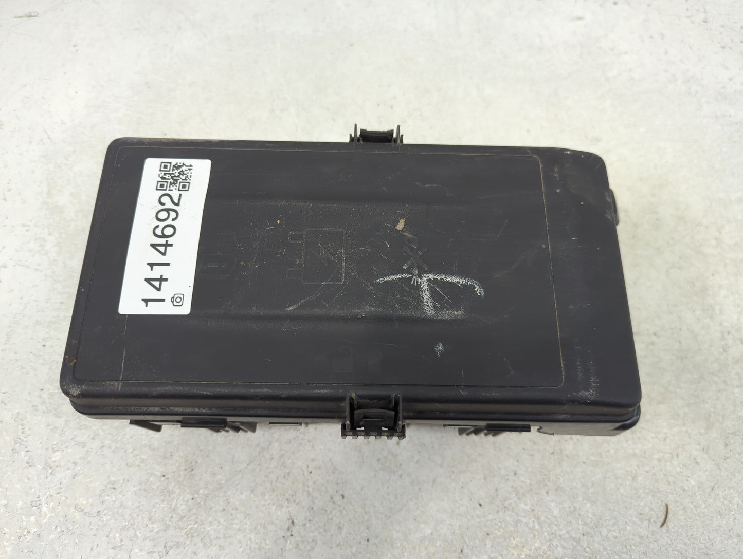 2021 Jeep Wrangler Fusebox Fuse Box Panel Relay Module Fits OEM Used Auto Parts - Oemusedautoparts1.com