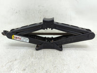 2021 Jeep Wrangler Spare Scissor Car Jack - Oemusedautoparts1.com