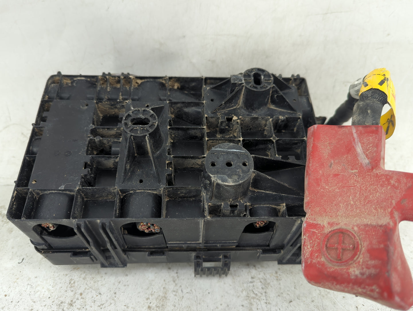2021 Jeep Wrangler Fusebox Fuse Box Panel Relay Module P/N:13814412 13748474, 13748475, 8474, 8475 Fits OEM Used Auto Parts 
