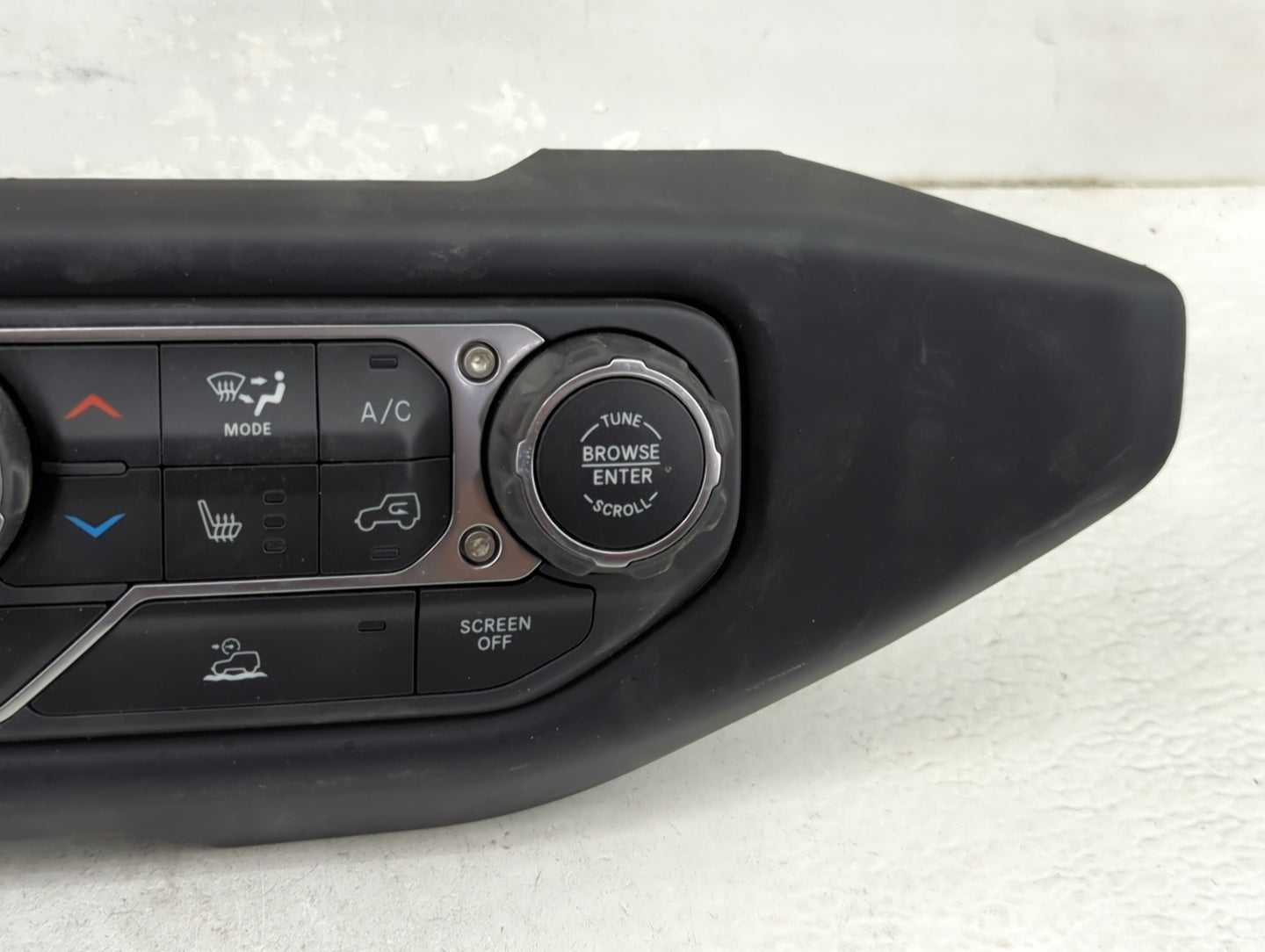 2021-2022 Jeep Wrangler Climate Control Module Temperature AC/Heater Replacement P/N:P6SX95DX9AD T317010900 Fits Fits 2021 2